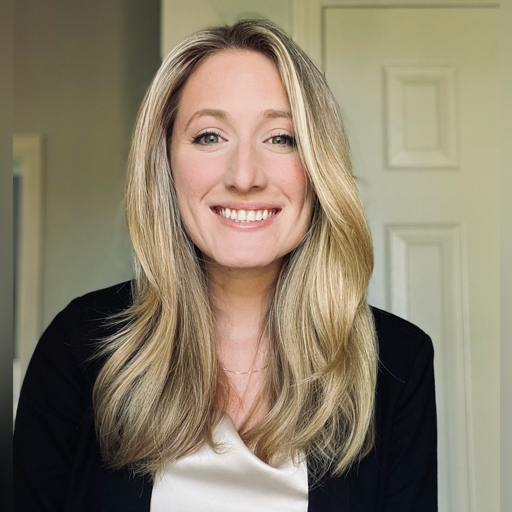 Meet your Posher, Desiree